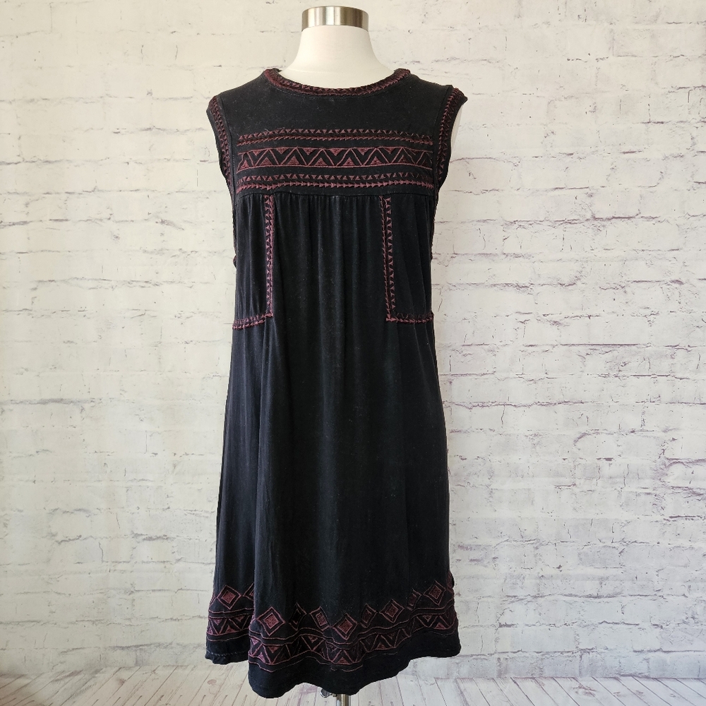 POL Embroidered Sleeveless Knit Dress Washed Black Maroon Red Medium